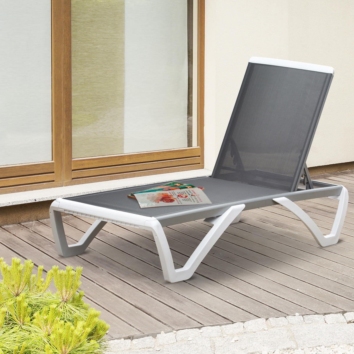 SONNENLIEGE mit verstellbarer Rückenlehne und Hinterrädern Grau und Weiß 195 x 67,5 x 33 cm - Grau, Metall (67.5/95/170cm) - Vallsero