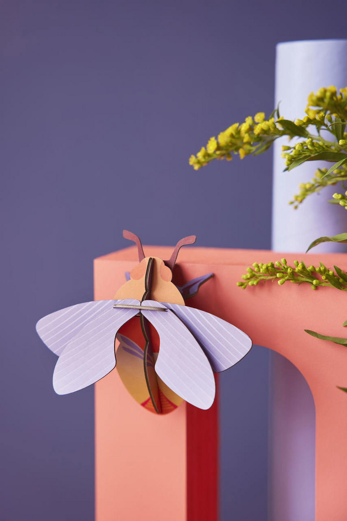 WANDDEKO Hummel 13/5.5 cm - Lila/Orange, Wellpappe (13/5.5/11cm) - Studio Roof