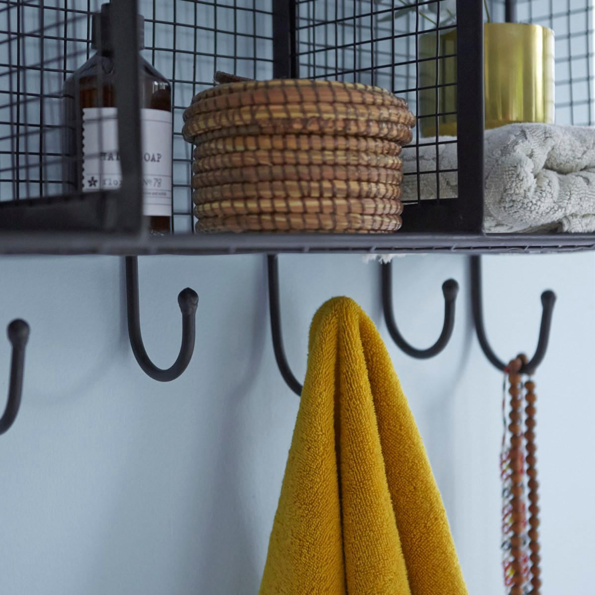 BADREGAL Sona Schwarz aus Metall - Schwarz, Metall (103/54/19cm) - Tikamoon