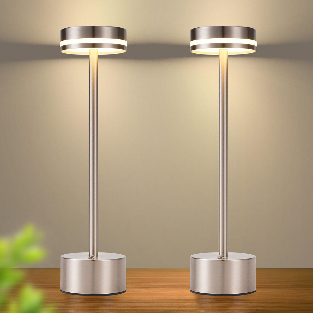 LED stolní lampa Abesser 8/8/31,5 cm (sada 2 ks) - stříbrná, kov (8/8/31.5cm) - Nettlife