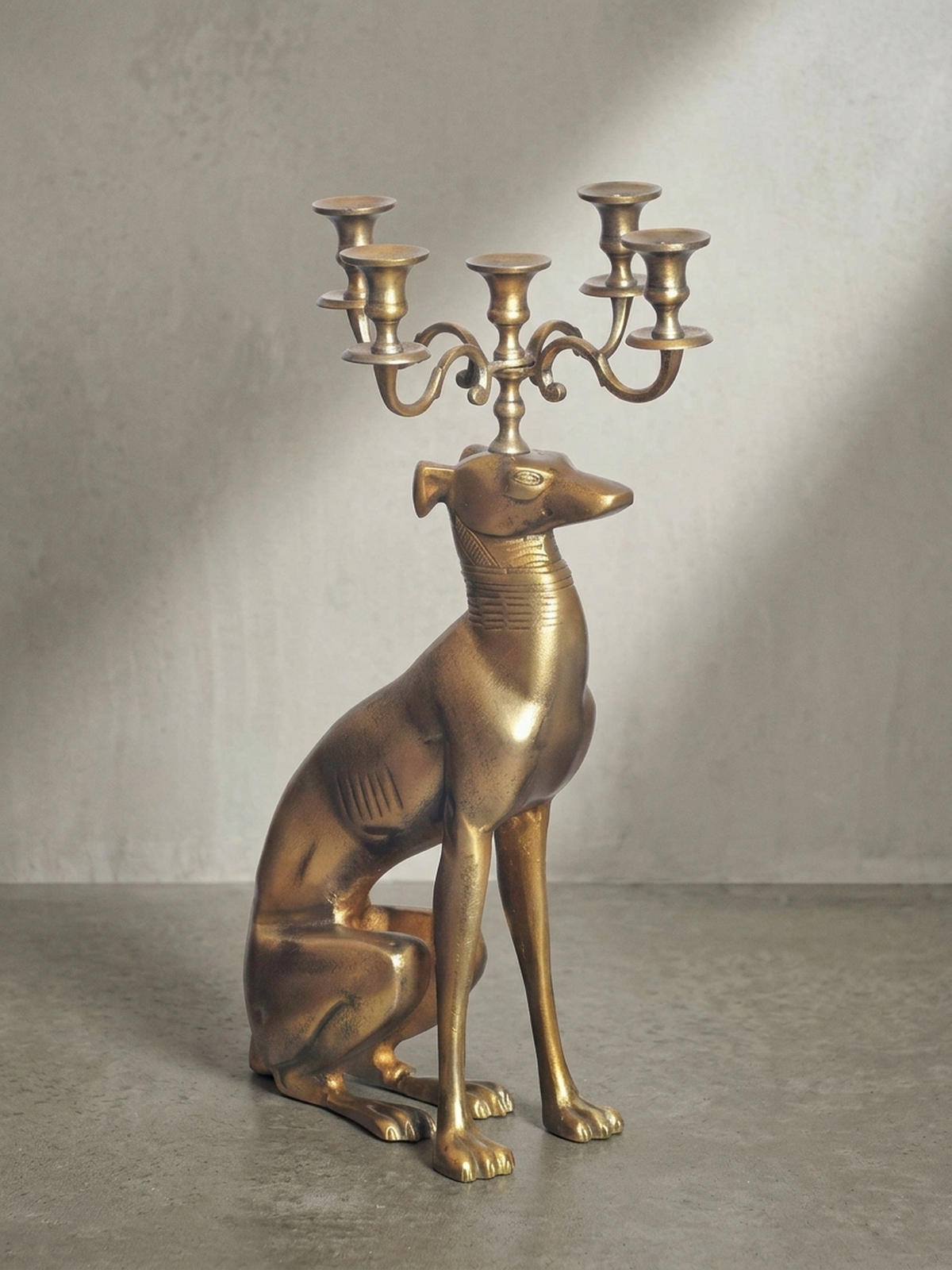 DEKOFIGUR Kerzenhalter Windhund Aluminium Gold 69 cm mit 5 Armen - Goldfarben, Textil (26/69/40cm) - KADIMA DESIGN