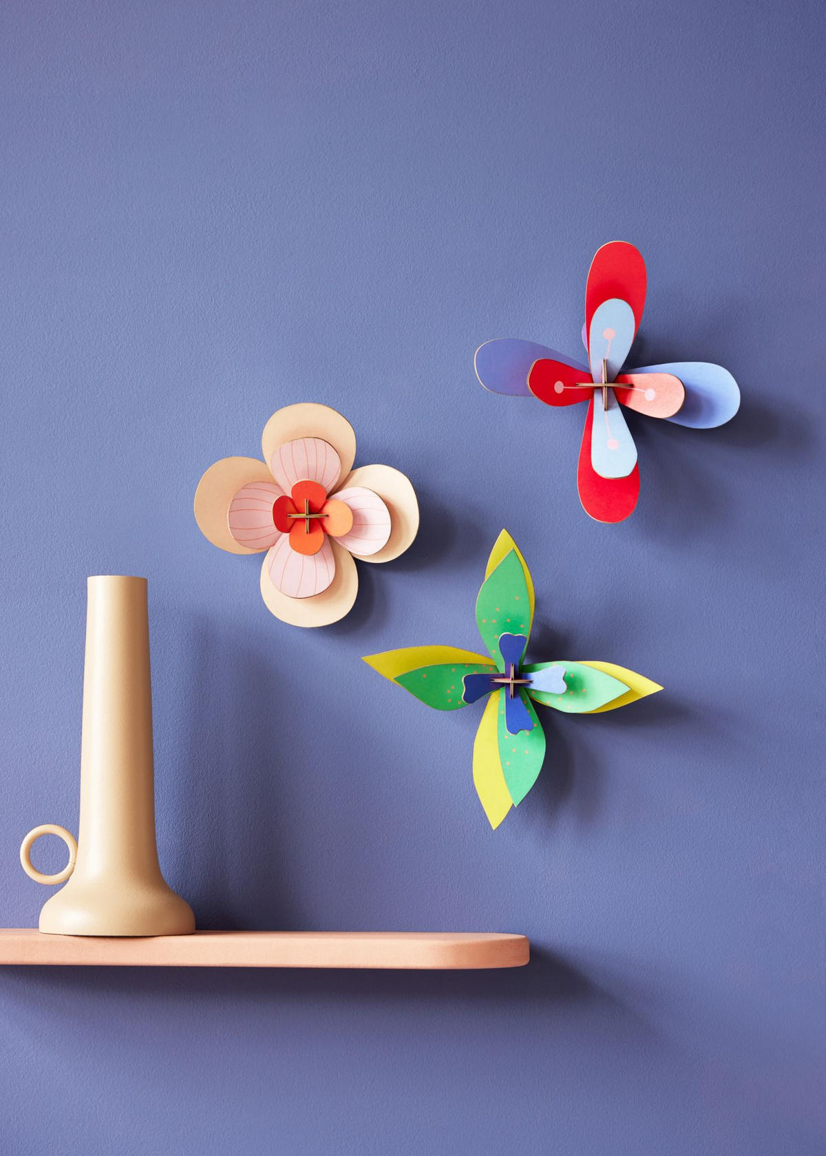 WANDDEKO Zarte Blumenwerk 5.3/19.1 cm - Multicolor, Wellpappe (5.3/19.1/19cm) - KUNSTLOFT