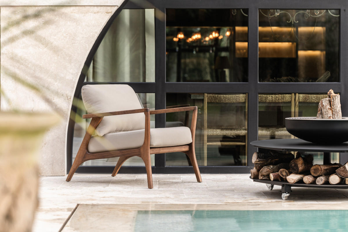 FEUERSCHALE mit Grillring SINA Schwarz 120 x 120 x 45 cm 68 kg pulverbeschichtet - Schwarz, Metall (120/45/120cm) - The Favilla