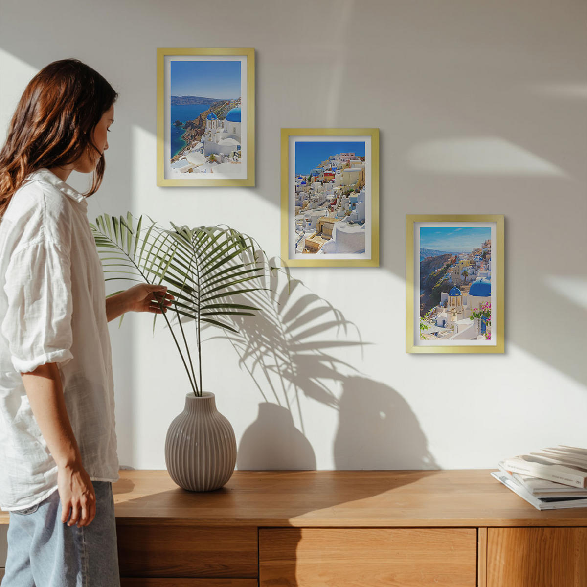 BILDER SET 3er Set - 20x30 cm Goldrahmen - Landschaftsarchitektur Oia Santorini - Goldfarben, Kunststoff (20/30cm) - TULUP
