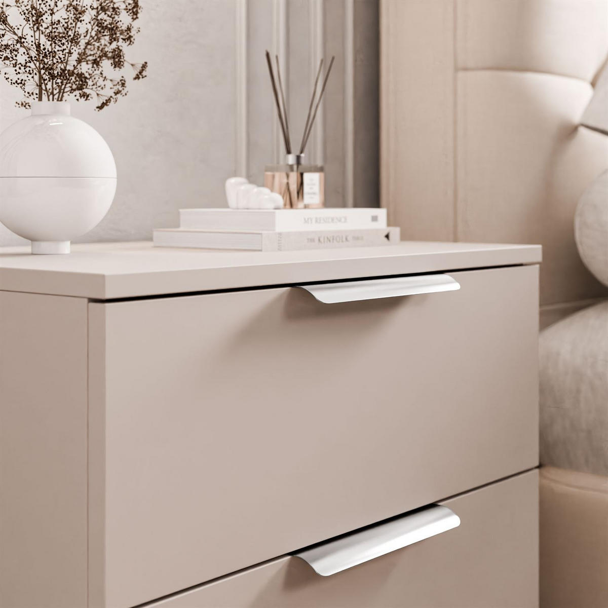 NACHTKOMMODE LINA KASCHMIR 2S auf schrägen Beinen LED silberne Griffe und Beine - Beige, Holzwerkstoff (55/55/37cm) - Lookway