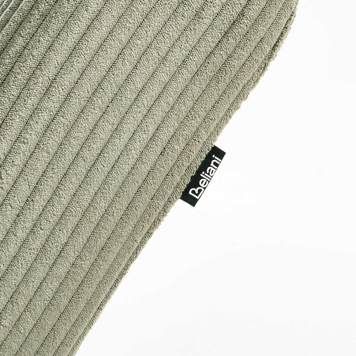 ČALOUNĚNÉ LEHÁTKO CHAISE LONGUE Manšestr Zelené Quilly - černá/zelená barva, textil (83/97/153cm) - Beliani