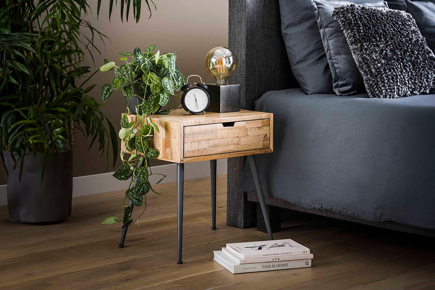 NACHTTISCH TICAR Holz Teakholz - Braun, Holz (45/50/35cm) - KAWOLA