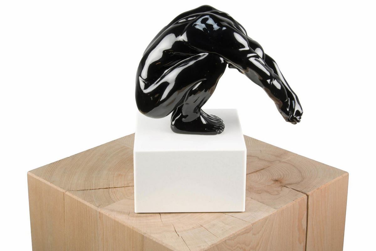 SKULPTUR Schwarz 20/23 cm - Schwarz, Stein (2.2/23/13cm) - KUNSTLOFT