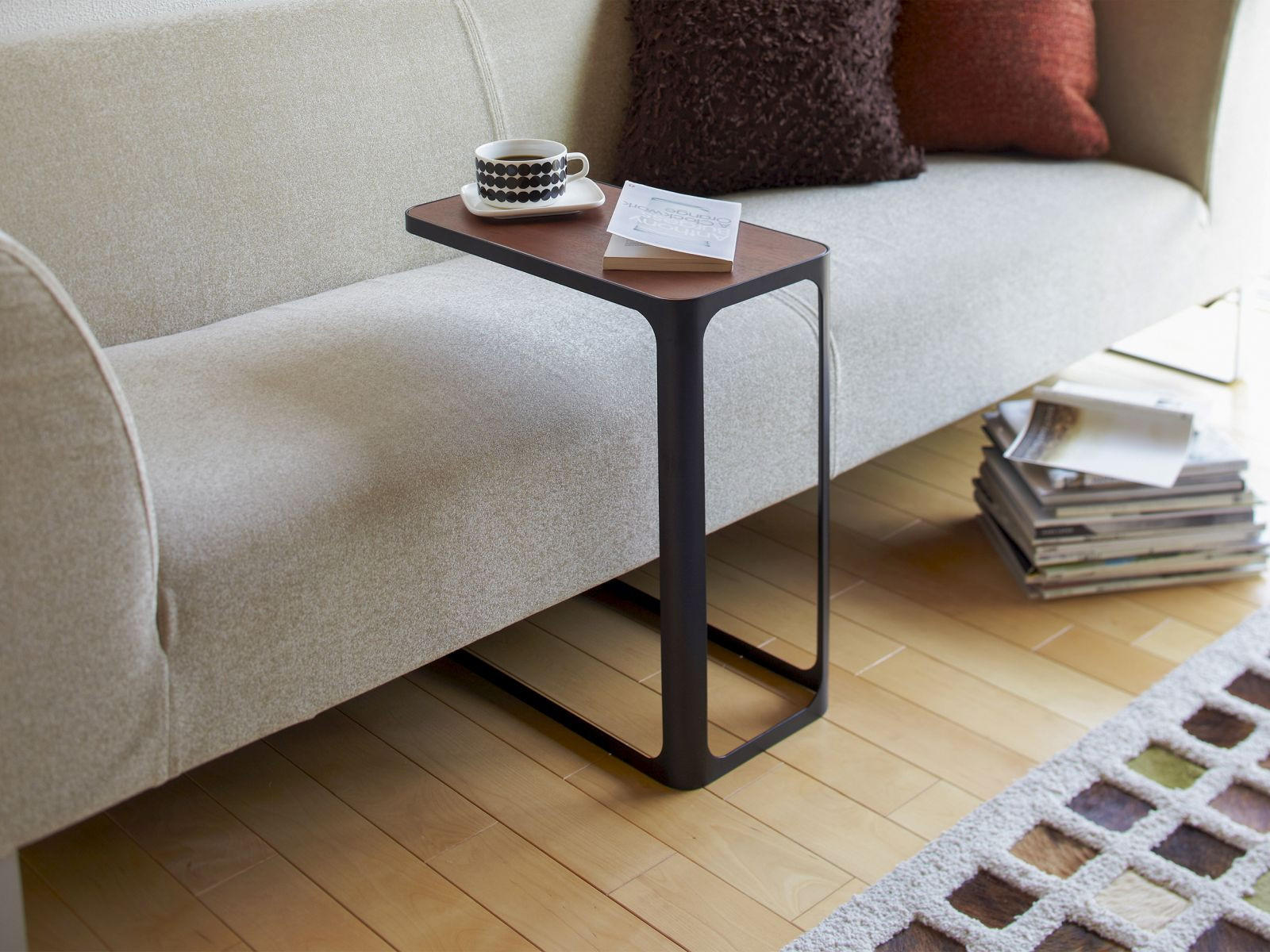 BEISTELLTISCH Frame schwarz 24/52/45 cm für Couch und Sofa - Schwarz, Metall (45/24/52cm) - Yamazaki