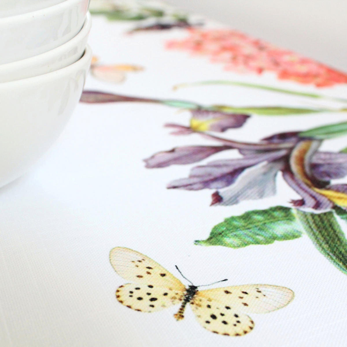 TISCHDECKE spring time 150x250 cm mehrfarbig - Multicolor, Textil (250/150/0.2cm) - Happy Friday