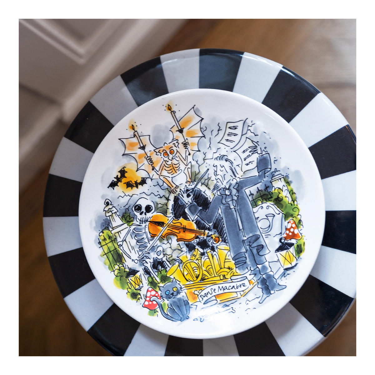 FRÜHSTÜCKSTELLER Danse Macabre in Bunt - 22cm - Multicolor, Keramik (21.8/21.8/2.5cm) - Blond Amsterdam