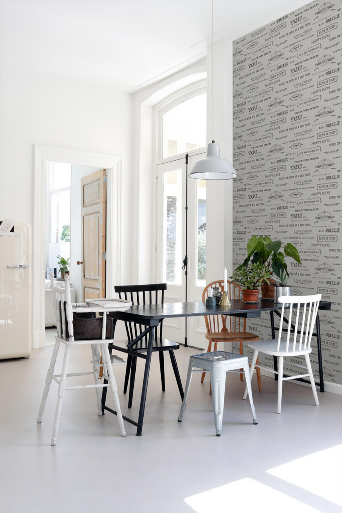 TAPETE Kreidetafel-Sprüche 53 cm x 10.05 m - Grau, Papier (53/1000cm) - ESTAhome