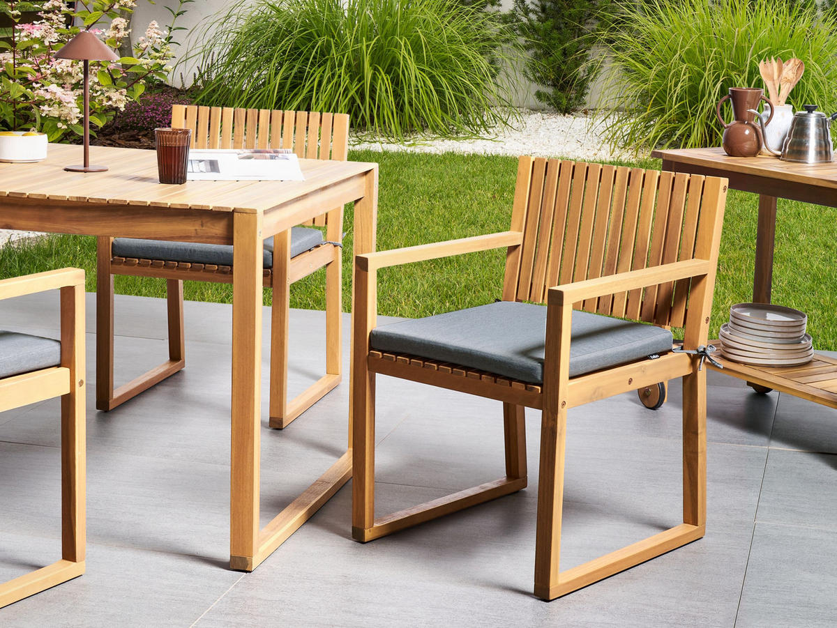 Gartenstuhlkissen 8er-Set Grau meliert 46/46 cm Sassari Premium - Grau, Textil (46/5/46cm) - Beliani