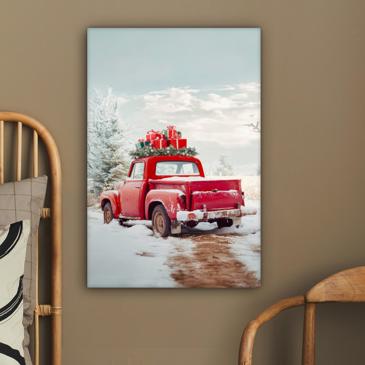 LEINWANDBILD Auto - Rot - Geschenke - Winter - Schnee - Weihnachten 40x60 cm - Rot, Textil (40/60cm) - MuchoWow