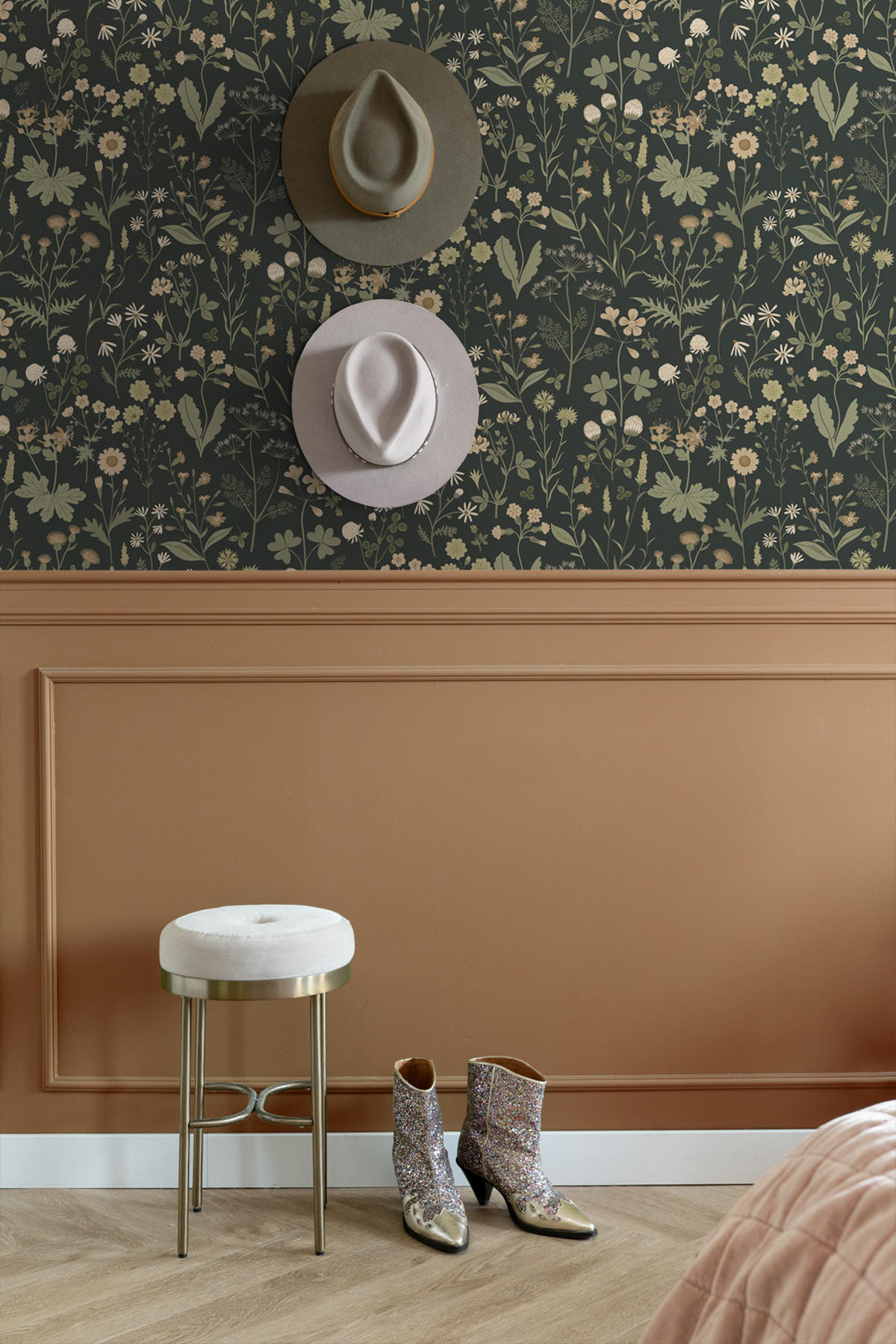 TAPETE Feldblumen 50 x 900 cm - Grün, Papier (50/900cm) - ESTAhome