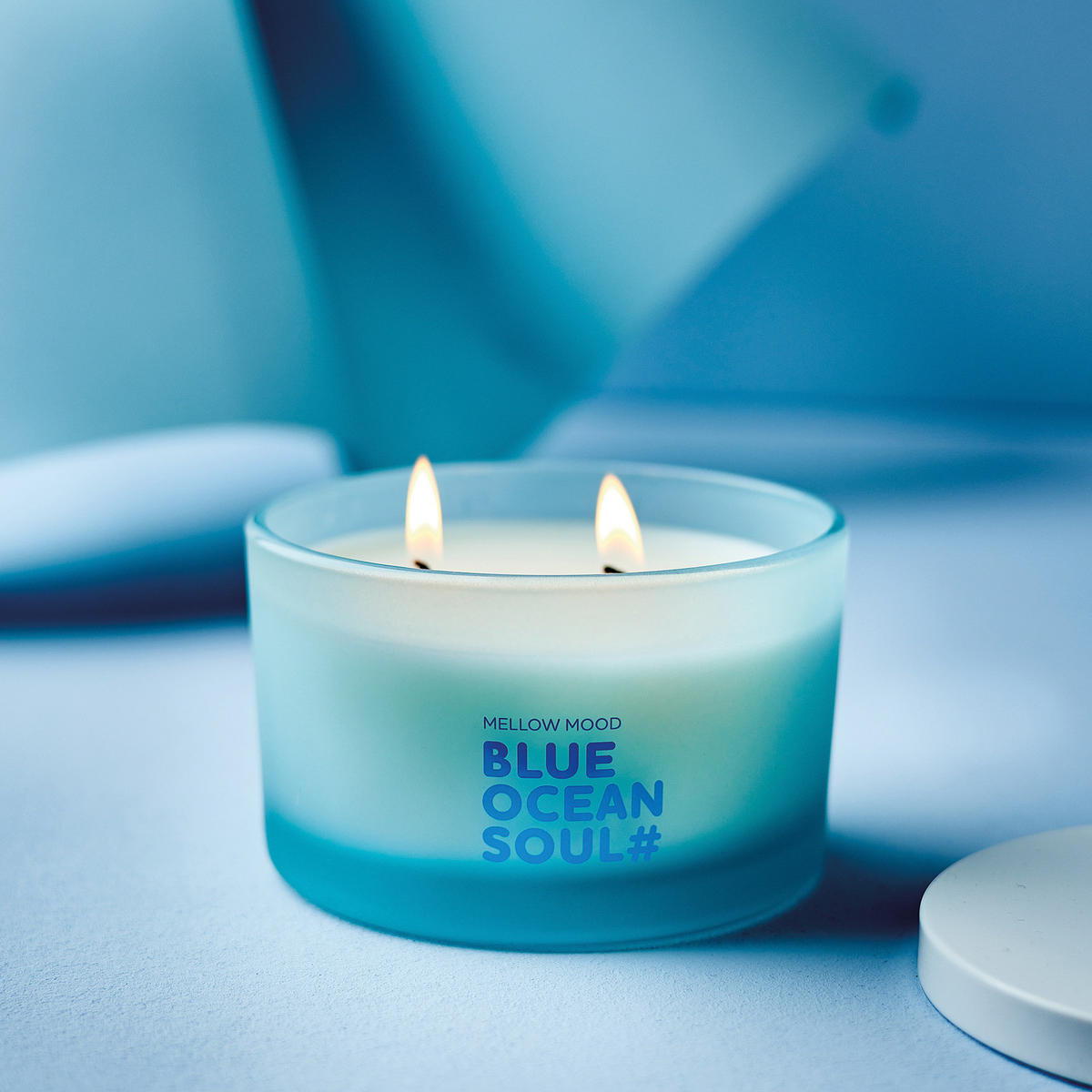DUFTKERZE Mellow Mood Blue Ocean Soul - Pastellblau, Paraffin (6cm) - Butlers