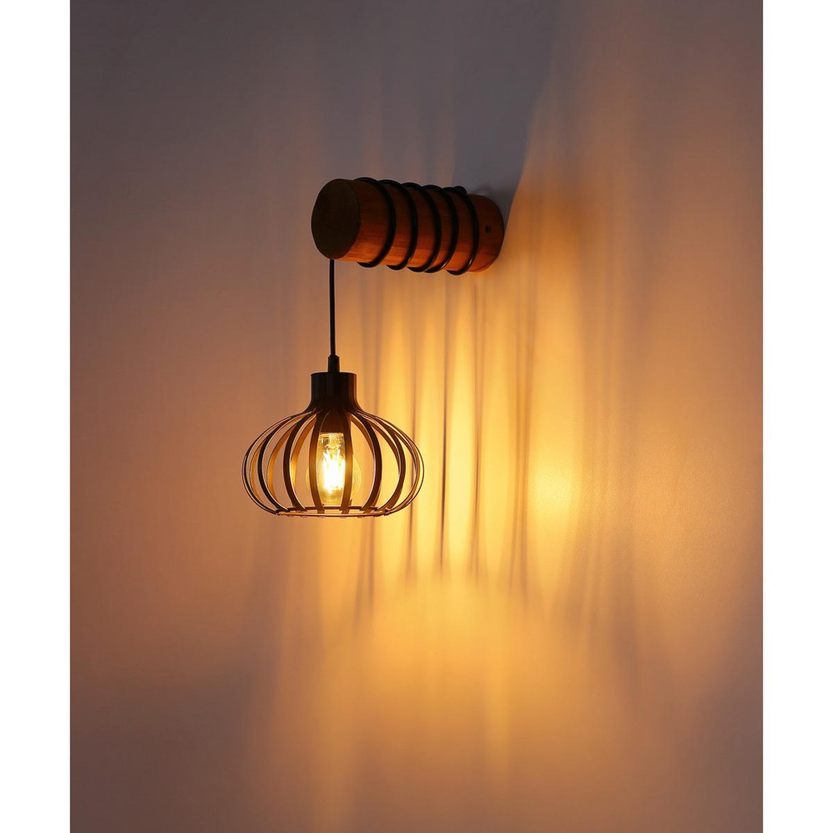 WANDLEUCHTE CALDWELL Holz braun Retro, mit Steckdose - Braun, Holz (20/59/29cm) - Globo Lighting