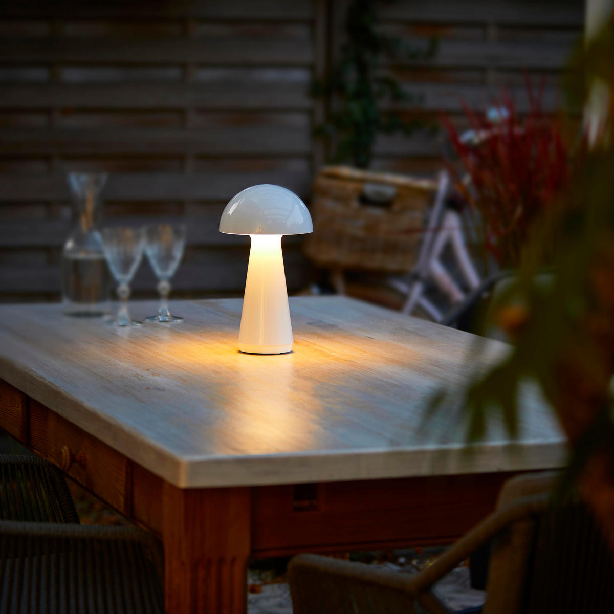 LED-AKKU-TISCHLEUCHTE - dimmbar mit Touch-Sensor für Innen und Außen - Weiß, Kunststoff (16/16/28.5cm) - Northpoint
