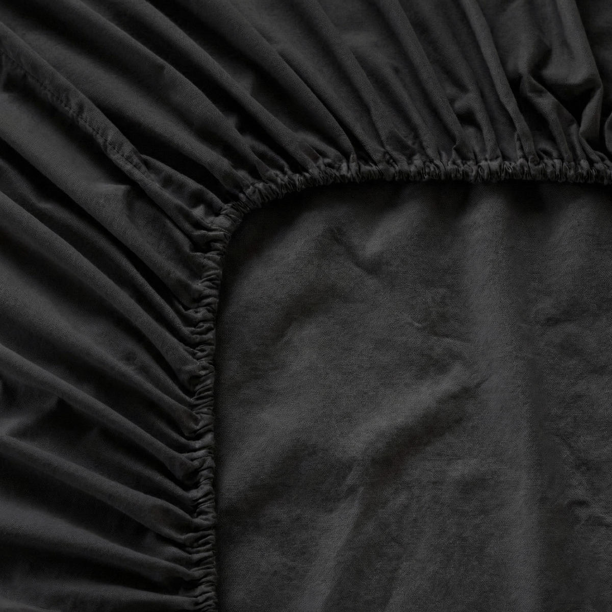 SPANNBETTTUCH basic 160x200x32 cm schwarz - Schwarz, Textil (160/200cm) - Happy Friday