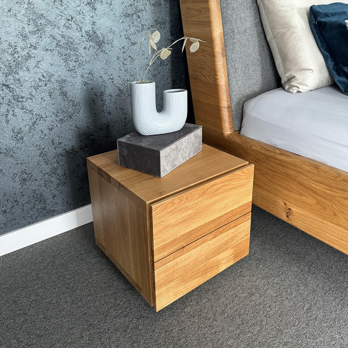 NACHTTISCH Cube aus massivem Eichenholz - Eichefarben/Naturfarben, Holz (40/38/40cm) - Danzz