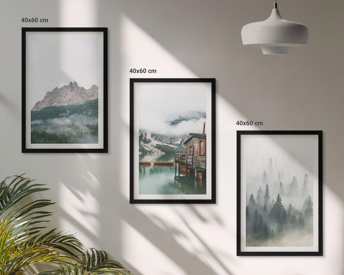 BILDER SET 3er Set - 40x60 cm Schwarzer Rahmen - Berge, See, Hütte, Nebel - Schwarz, Kunststoff (40/60cm) - TULUP