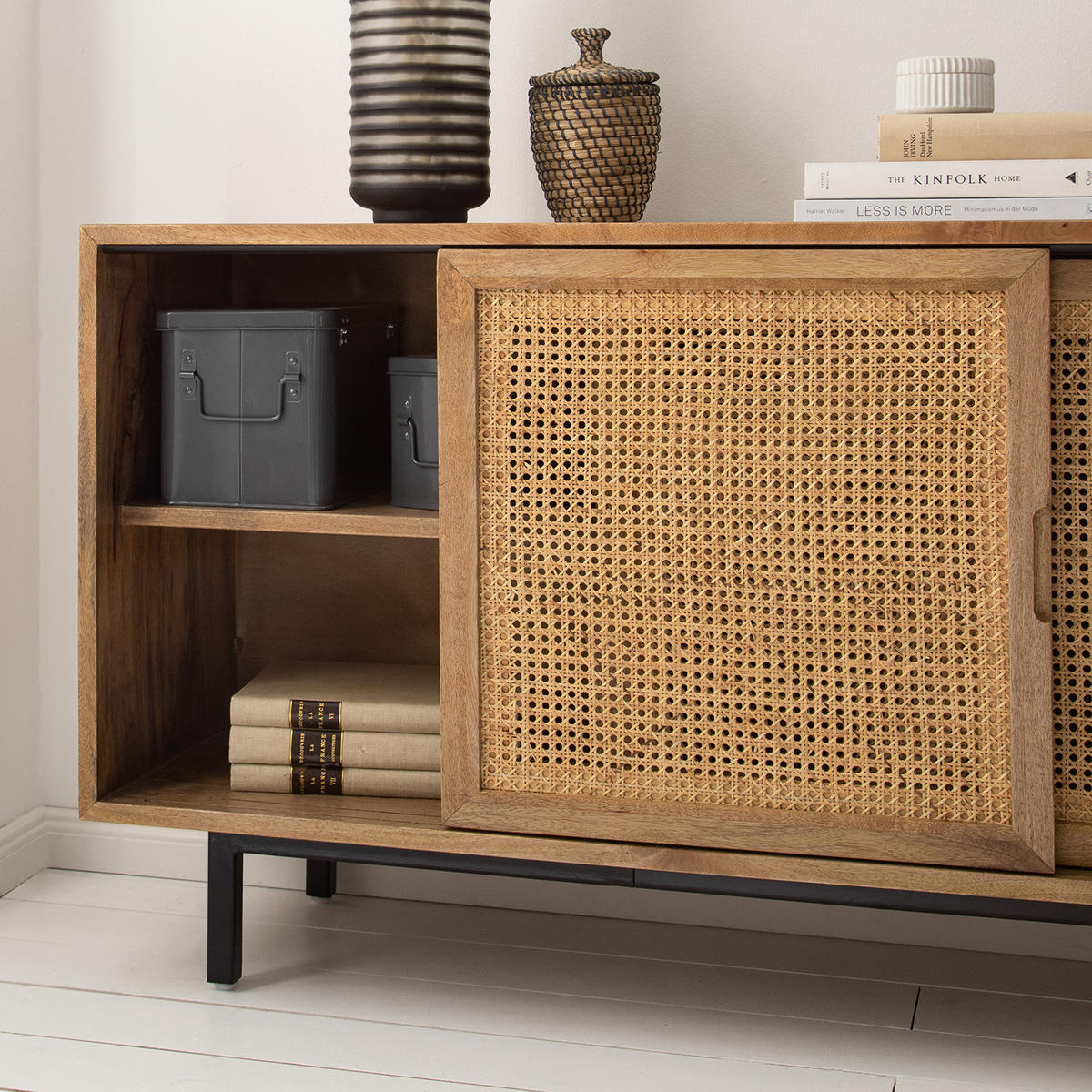 SIDEBOARD - Mango massiv / Wiener Geflecht - Beige/Schwarz, Holz (160/76/43cm) - home24