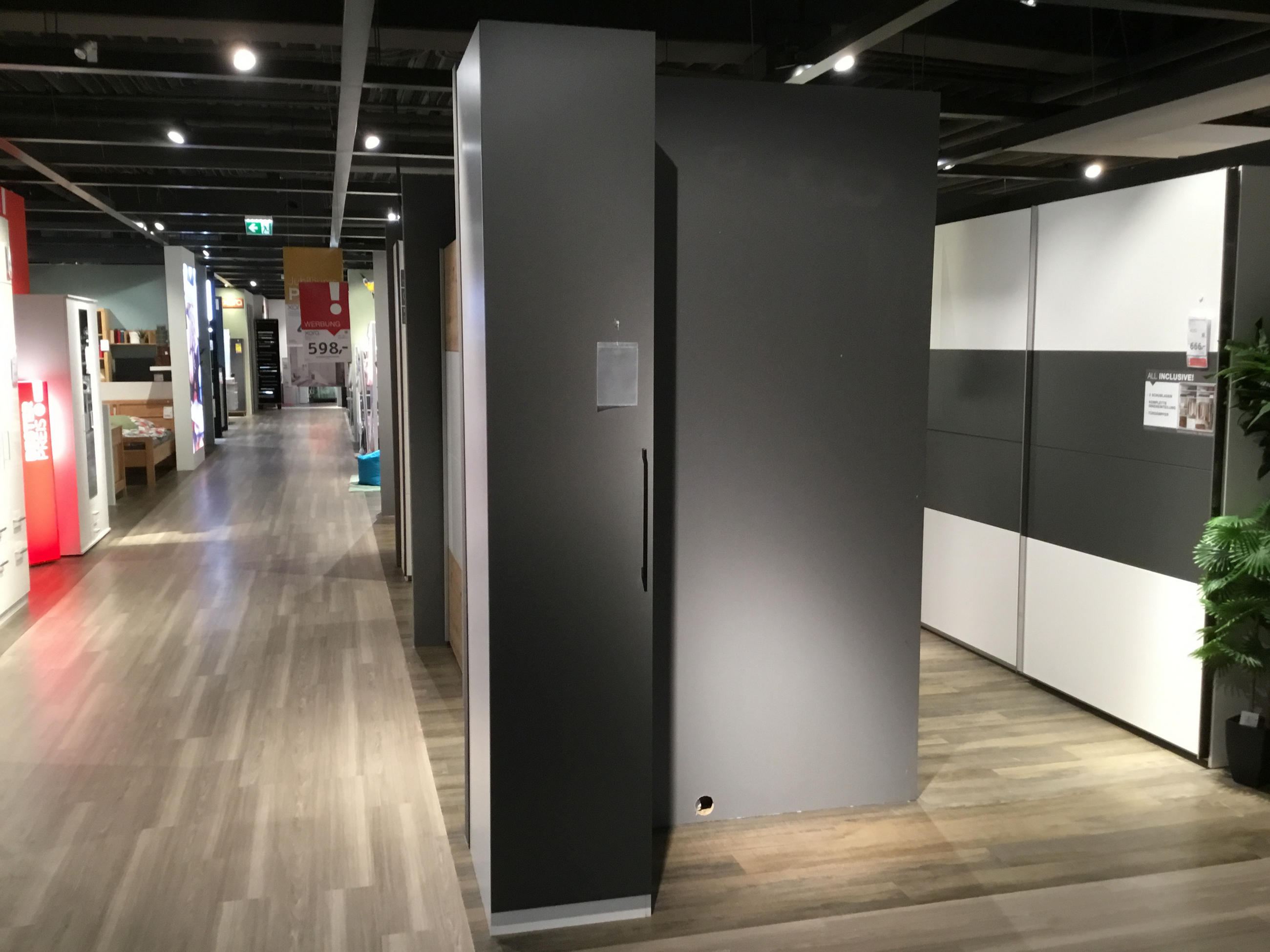 Schrank Unit - Hom`in