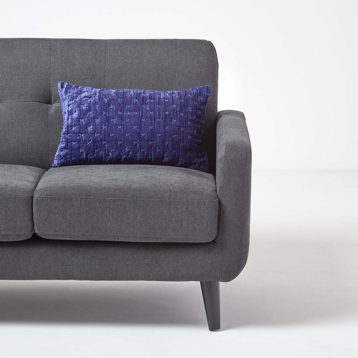 KISSENHÜLLE Pannesamt bestickt 30/50 cm - Dunkelblau, Textil (30/50cm) - Homescapes