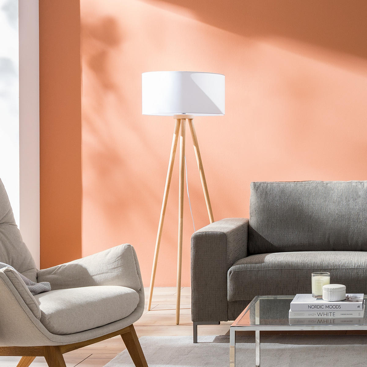 STEHLEUCHTE - Massivholz / Webstoff - 1-flammig - Braun, Holz/Textil (50/50/150cm) - home24