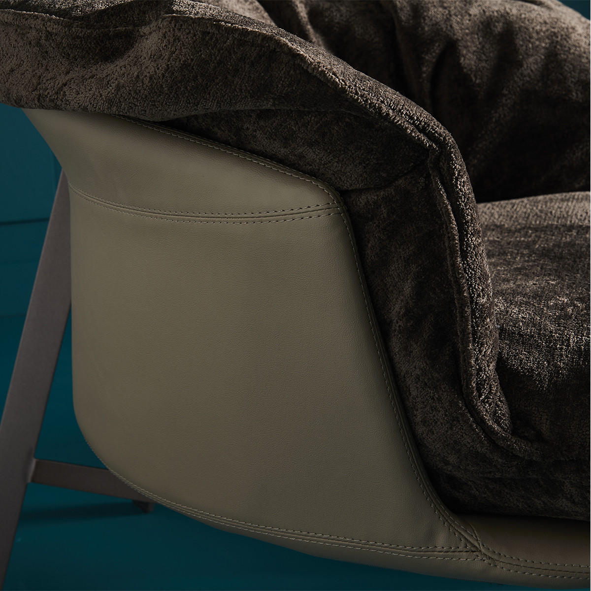 BOB Sessel - Kissen aus Chenille-Stoff - Braun, Textil (83/63/83cm) - Signature