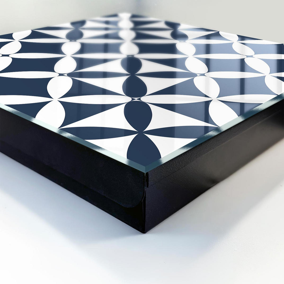 SCHLÜSSELBOX Schwarz 30x30 cm- Türöffnung nach rechts - Geometrische Eleganz - Dunkelblau, Metall (30/30/5cm) - TULUP