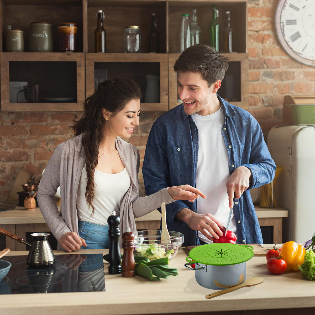 ÜBERKOCHSCHUTZ - Schwarz, Kunststoff/Metall (31/36.5/1cm) - Relaxdays
