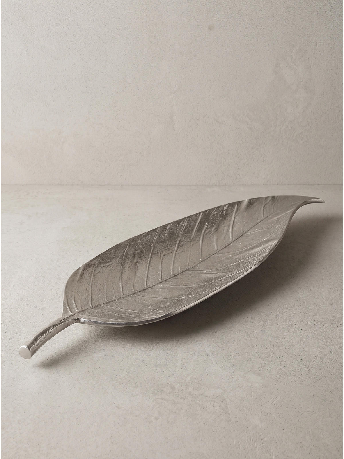 DEKOSCHALE SUBIACO, Aluminium, handgefertigt, Silber, 61 x 18 x 4 cm - Silberfarben, Metall (4cm) - KADIMA DESIGN