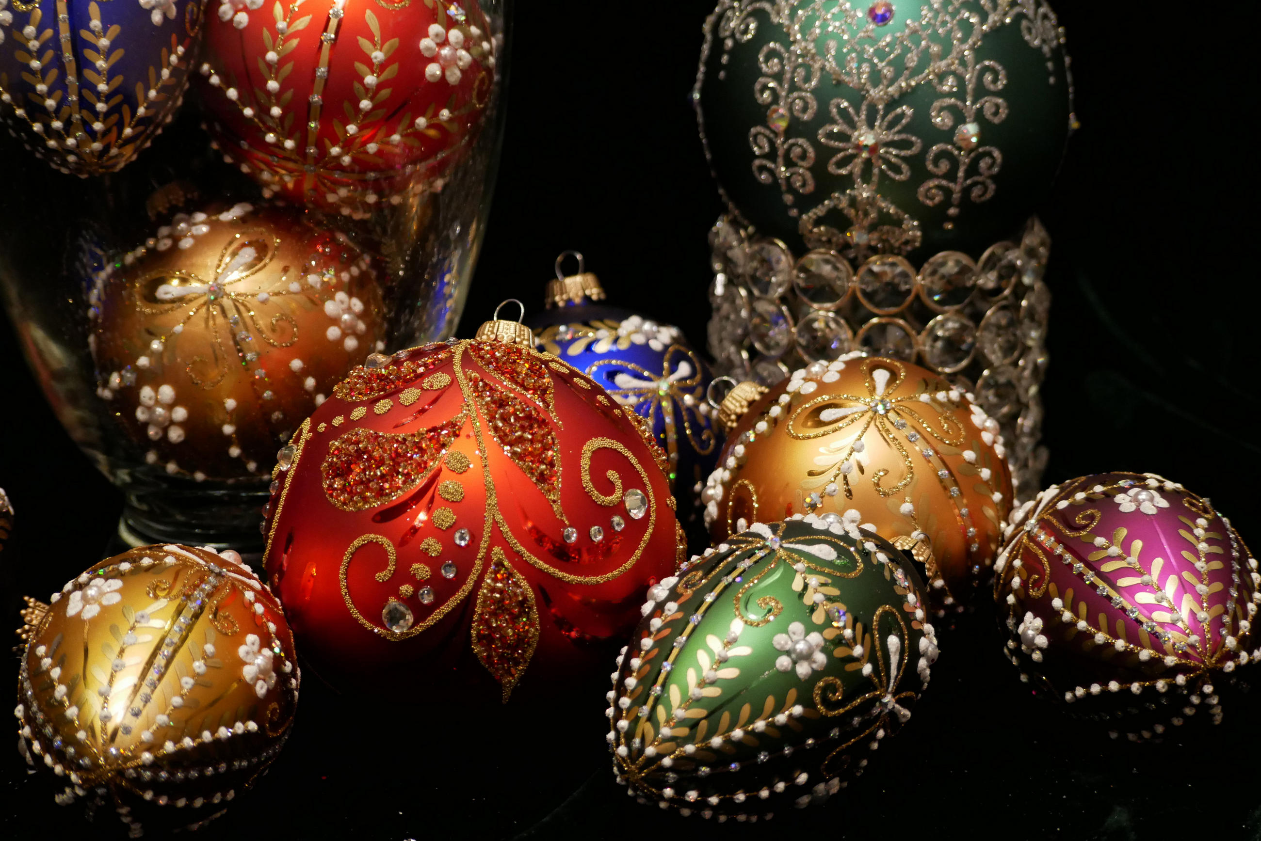 CHRISTBAUMKUGEL Gloria Blätter Strassdesign Rot 10cm (Glas / 1 Stk.) - Rot, Glas (10/10/10cm) - Krebs Glas Lauscha