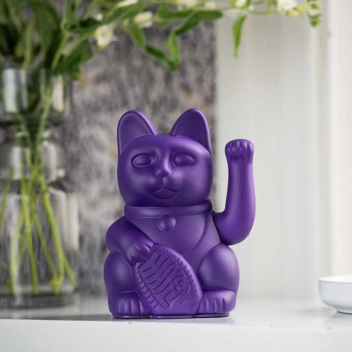 WINKEKATZE Lucky Cat, Kunststoff, Violett, ca. 15 cm - Violett, Kunststoff (10.5/15/8.5cm) - Donkey Products
