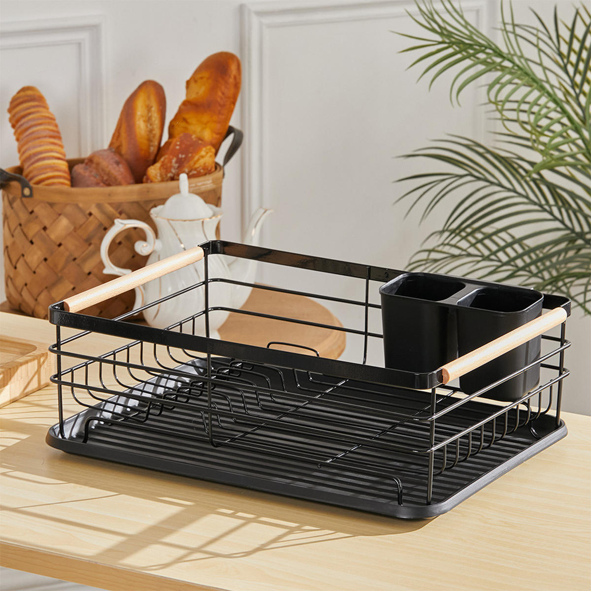 GESCHIRRABTROPFKORB Abtropfschale Holzgriff Metall Schwarz - Schwarz, Holz/Metall (43/14/30.5cm) - Livingandhome