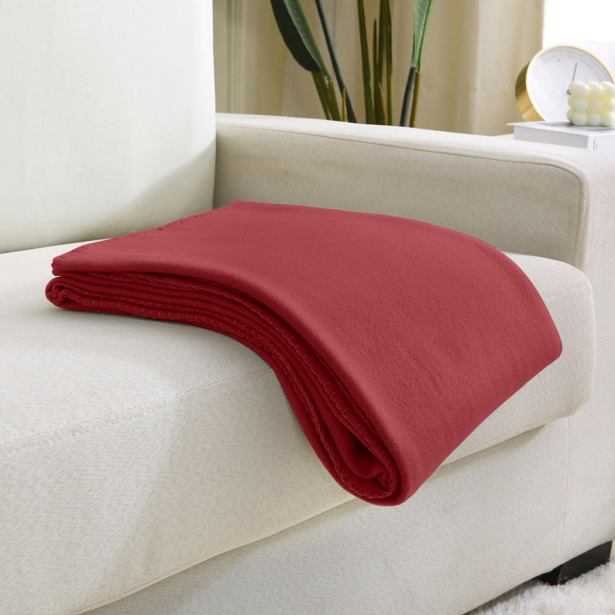 FLEECEDECKE eco-line dunkelrot 130/160 cm aus 100% recyceltem Material Kettelrand Anti-Pilling - Bordeaux, Textil (130/160cm) - wometo
