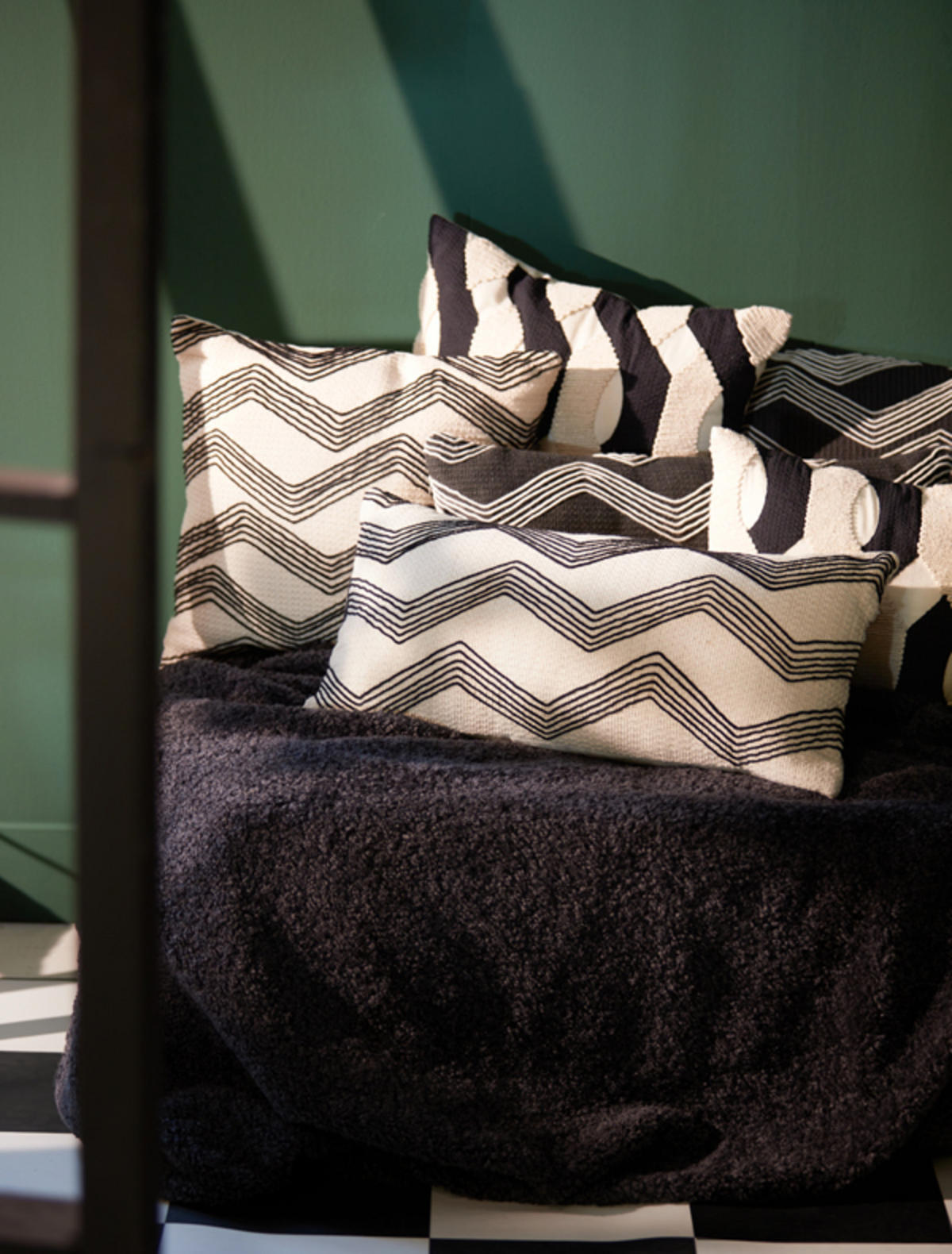 DEKOKISSEN Mackey Braun 45/45/10 cm - Braun, Textil (45/45cm) - Light & Living