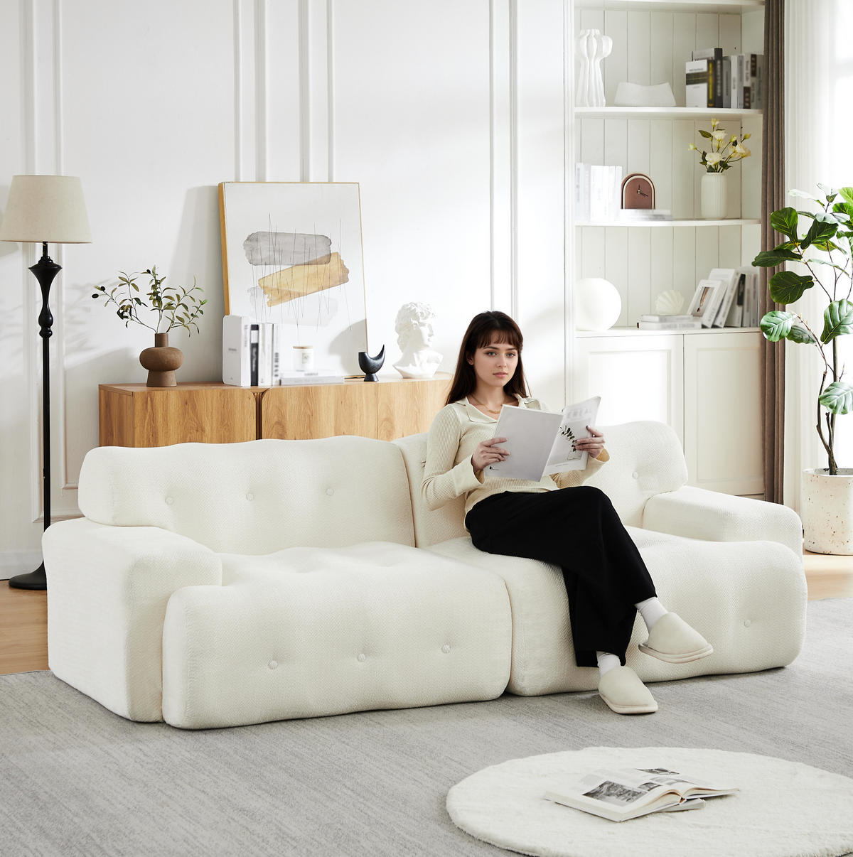 2-SITZER-SOFA aus Chenille 224x104x66 cm Beige montagefrei mit tiefer Sitzfläche und breiten Armlehnen - Beige, Textil (224/66/104cm) - Modfu