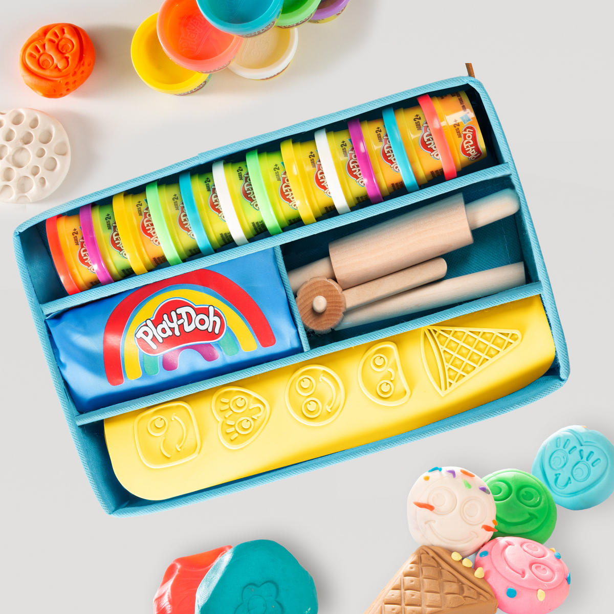 SPIELSET KNETE roba x Play-Doh Extra groß - Multicolor, Holzwerkstoff (30/40/1cm) - Roba