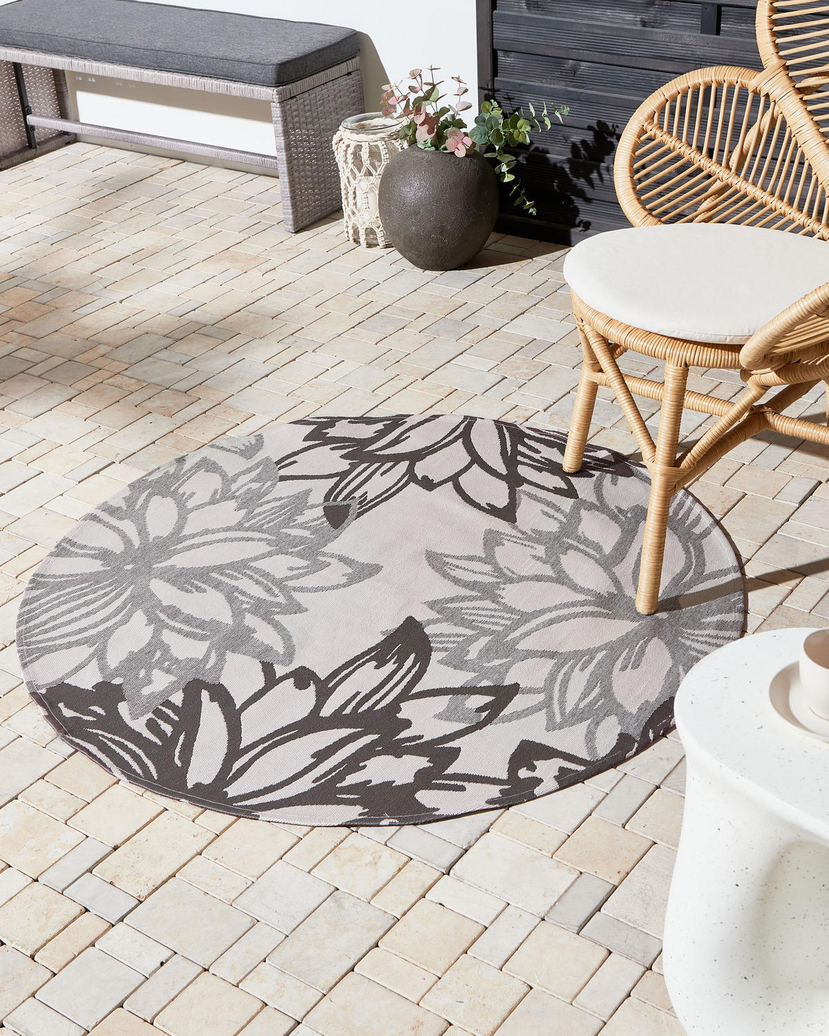 OUTDOORTEPPICH Grau 120 cm Solapur - Dunkelgrau/Beige, Kunststoff (120/120cm) - Beliani