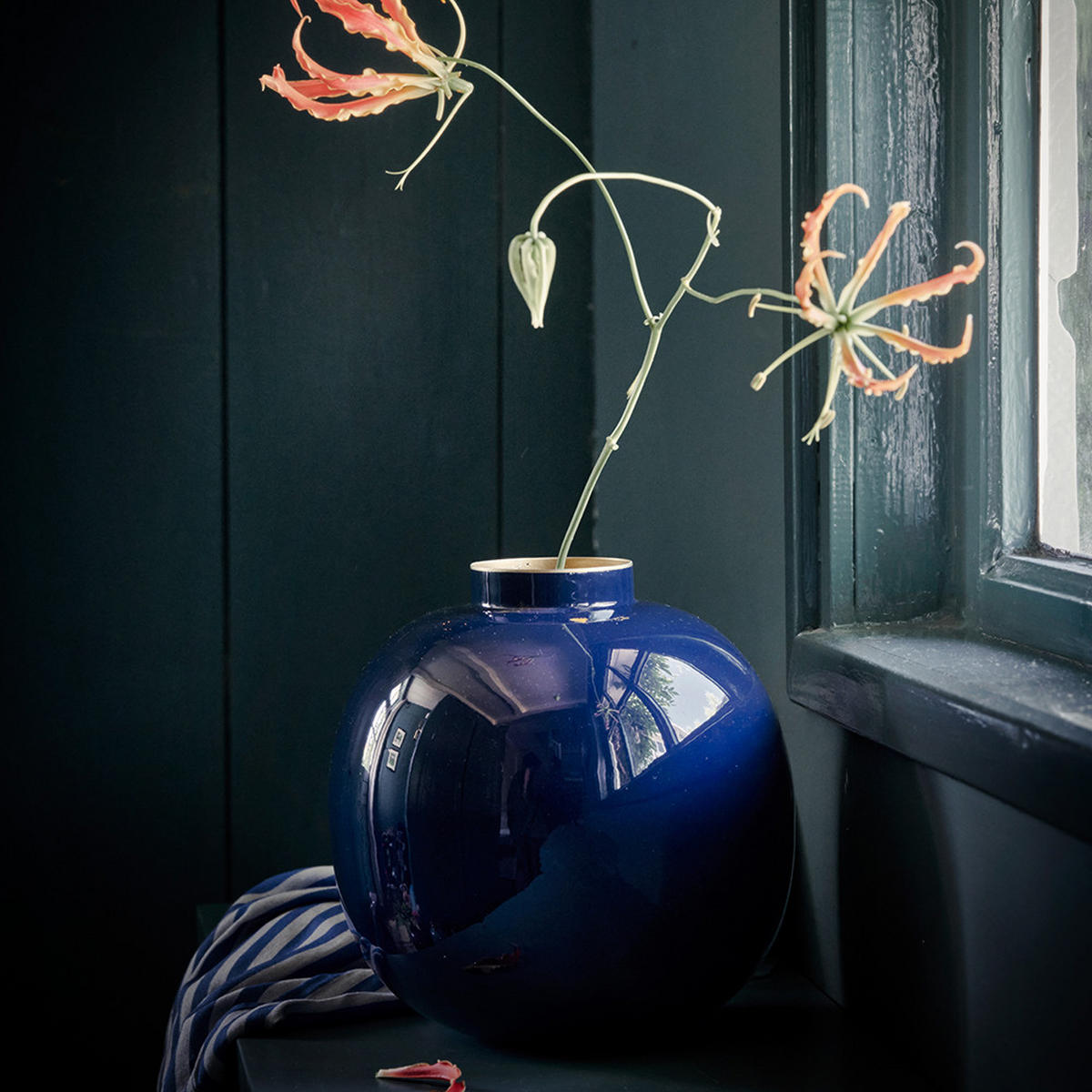 VASE Metal blau 23 cm - Blau, Metall (23cm) - Pip Studio
