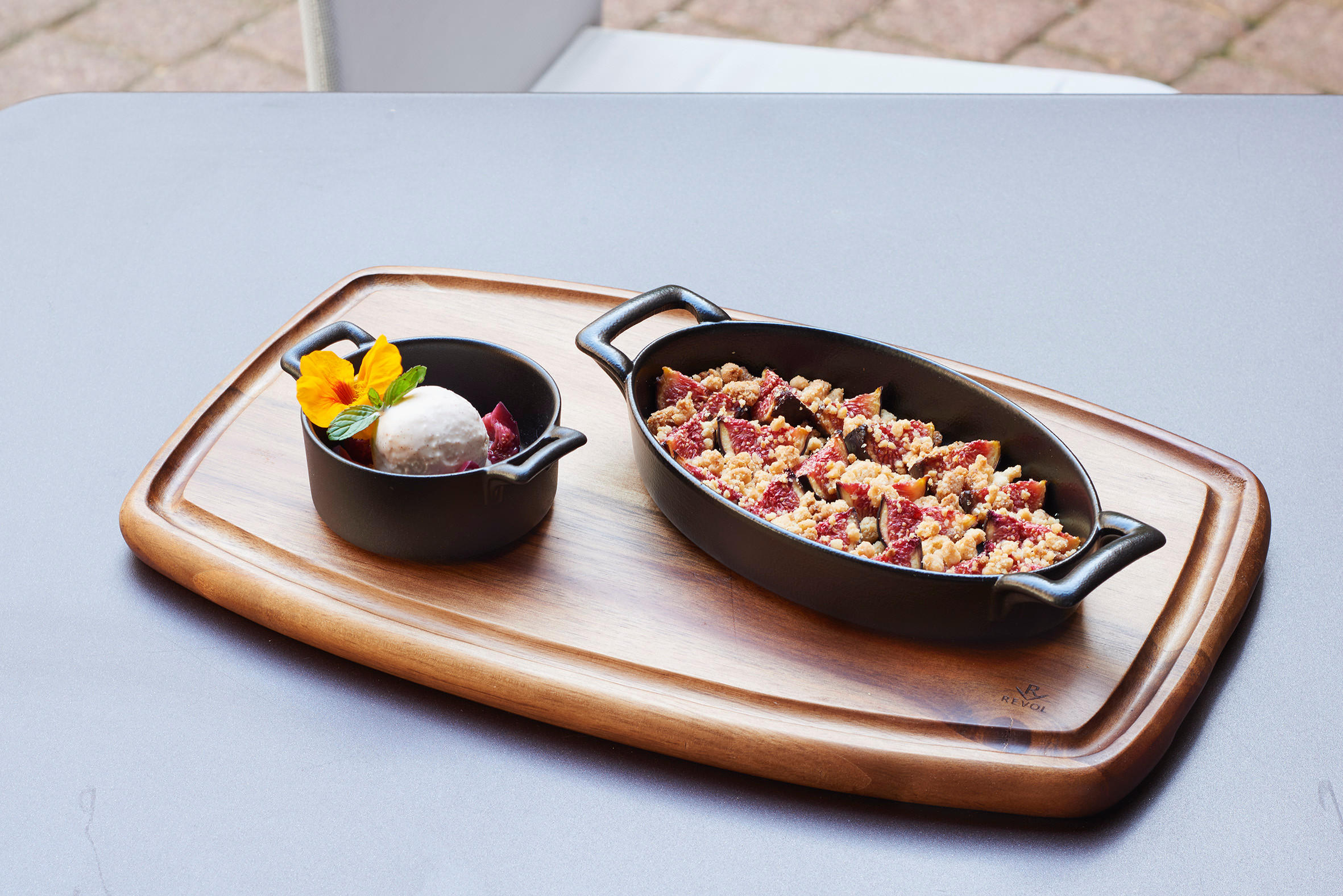 RAGOUTFÖRMCHEN 8 cl RUND Gusseisenoptik - Schwarz, Keramik (7.2/7.2/3.5cm) - Revol Porcelaine France