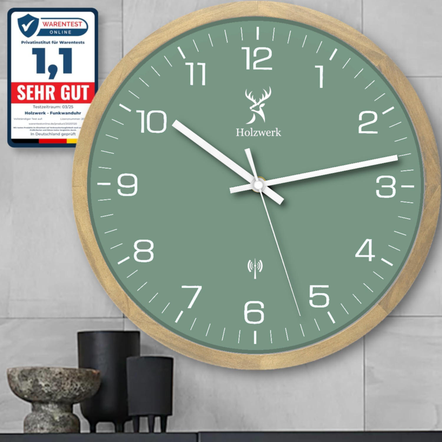 WANDUHR Holz Designer NAUMBURG (FUNK) Loft Wand Uhr, beige, grün - Beige/Weiß, Glas/Holz (30/30/4.2cm) - Holzwerk