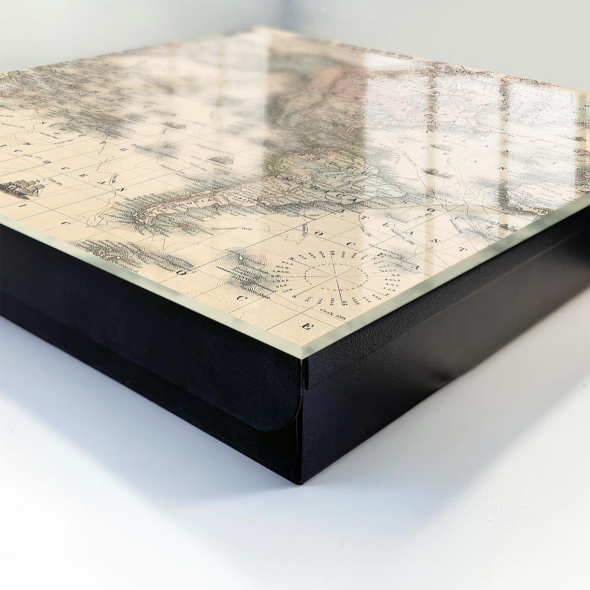 SCHLÜSSELBOX Schwarz 30x30 cm- Türöffnung nach rechts - Weltkarte - Beige, Metall (30/30/5cm) - TULUP