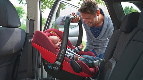 Sichere Babyschalen von Maxi-Cosi mit ISOFIX und abgestimmt auf die aktuelle i-Size-Sicherheitsverordnung finden Sie bei XXXLutz.