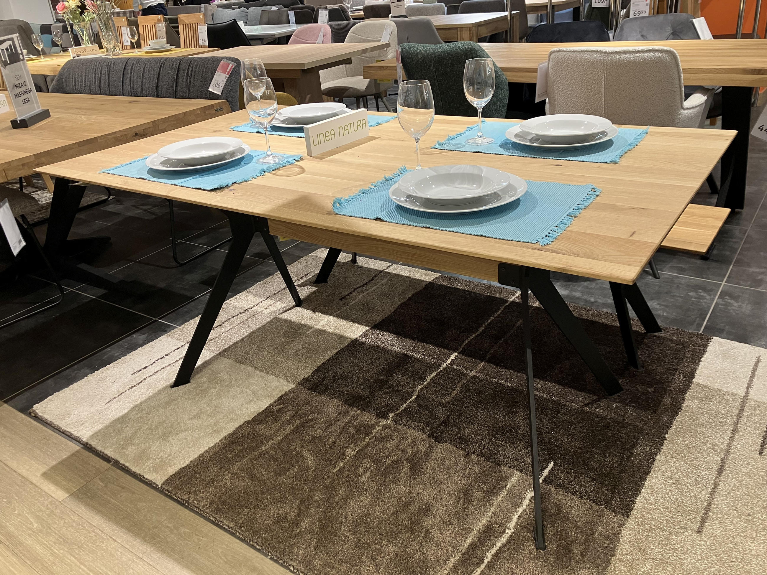 JEDILNA MIZA KOLN - Linea Natura