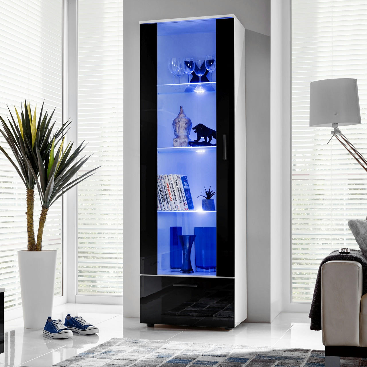 VITRINE ALESSANDRIA, Schwarz, LED Blau - Schwarz/Weiß, Glas/Holzwerkstoff (60/192/42cm) - Komodee