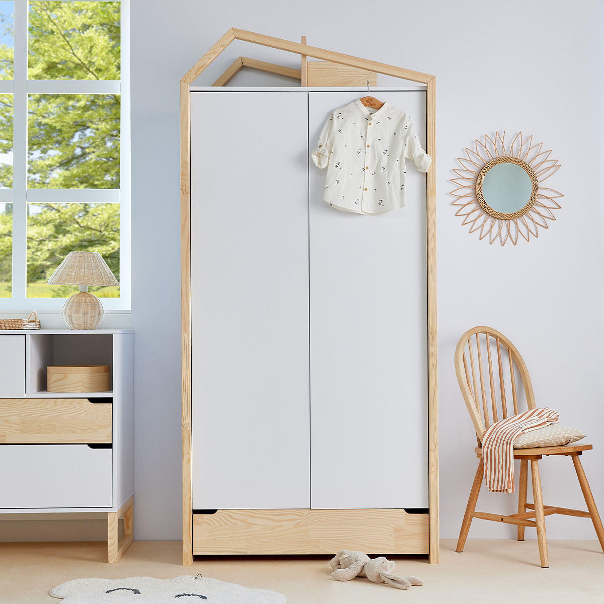 SKŘÍŇ 2DVEŘOVÁ Juliette Bílá a dřevo - bílá, kompozitní dřevo (100/210/56cm) - Petits-meubles