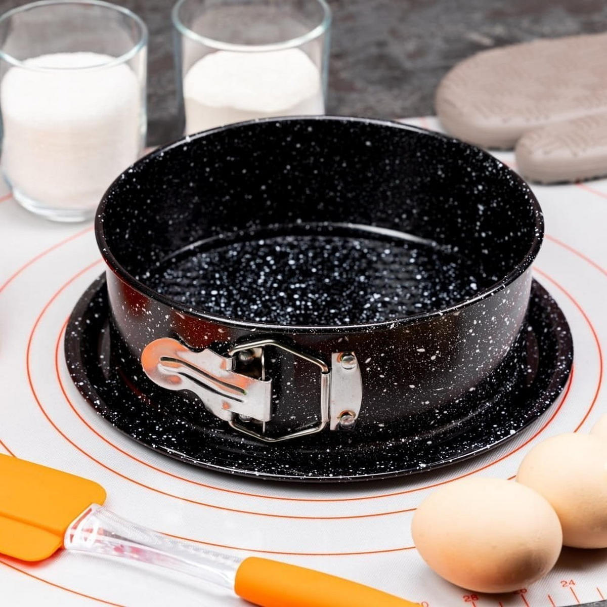 SPRINGFORM Schwarz 18/18/6.8 cm KH1781 - Schwarz, Metall (18/6.8/18cm) - Kinghoff 